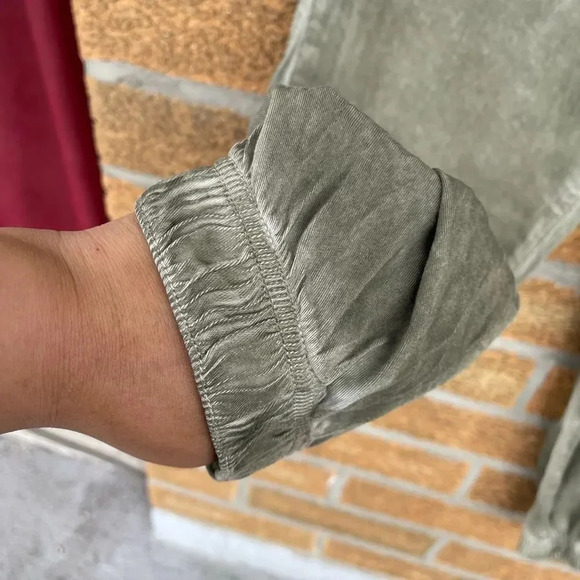 DWP Brody Jogger in Fatigue Green MEDIUM - Picture 8 of 15